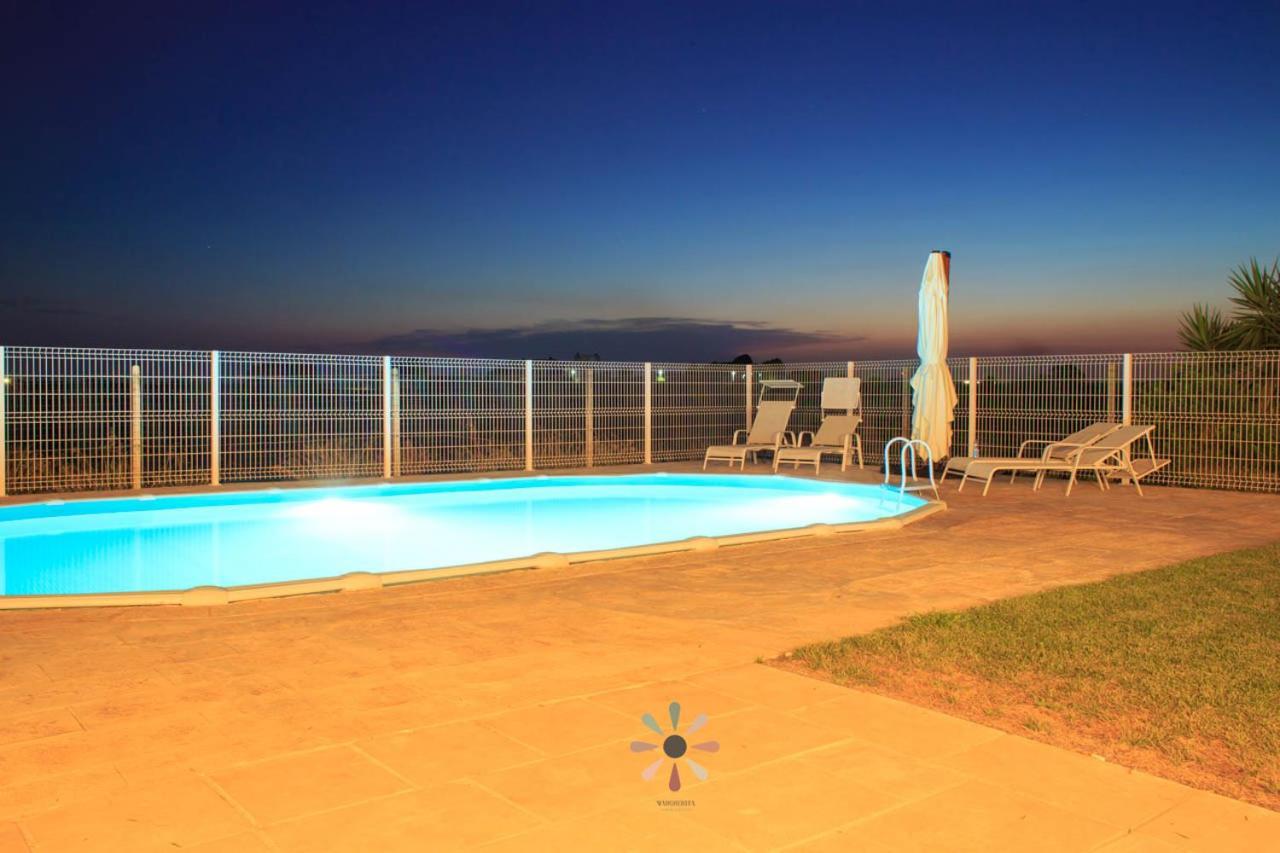 Agriturismo Tenuta Margherita Torre Lapillo Exterior foto